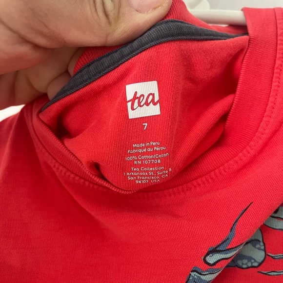 Red TEA Collection Boys’ Long Sleeve Shirt – Size 7 – Coastal Design - Picture 4 of 4